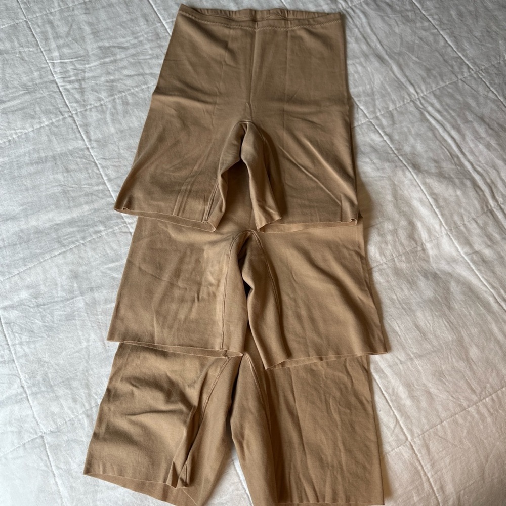 Intimissimi Tan Seamless  Shorts Small